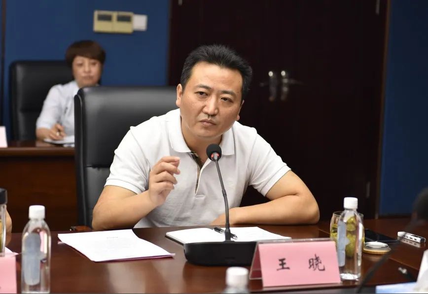 南昌市政公用集團黨委副書記、總經(jīng)理萬義輝一行調(diào)研江西長運