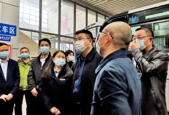 李松殿一行督導(dǎo)南昌長(zhǎng)途汽車站疫情防控、春運(yùn)安全生產(chǎn)工作