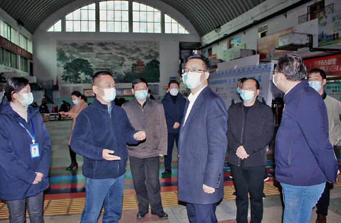 省春運辦丁光明一行到景德鎮(zhèn)公交、長運督導(dǎo)春運工作