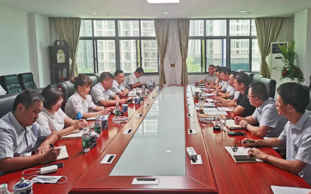 張小平一行赴吉安公交、吉安長運開展“三公”專項檢查并調(diào)研單車核算