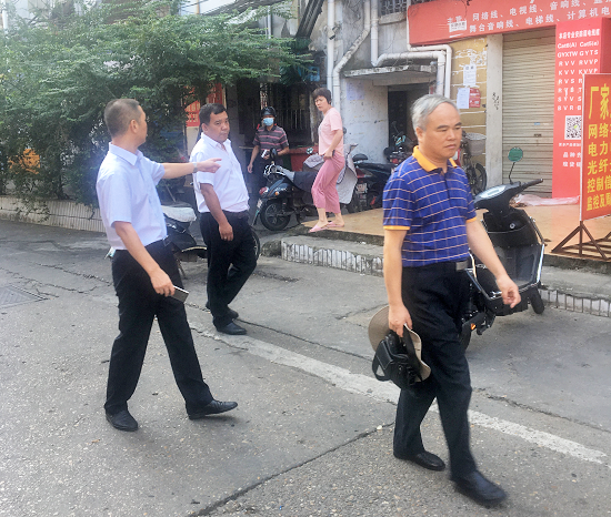 戴豪贛督導長鴻物業(yè)文明創(chuàng)建、疫情防控及安全生產工作