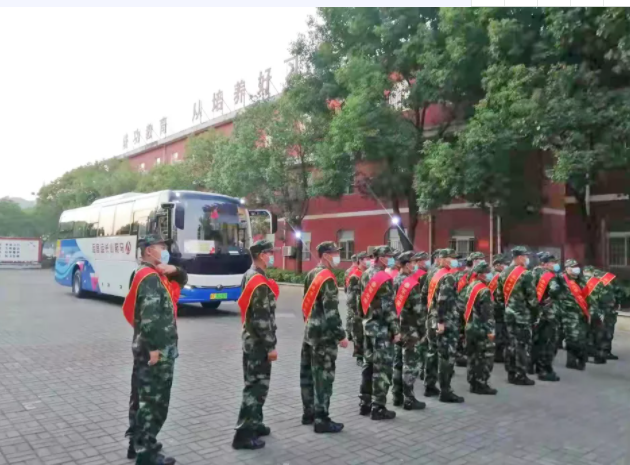 馬鞍山長客圓滿完成新生入校、學(xué)生實習(xí)、新兵入伍運(yùn)輸任務(wù)