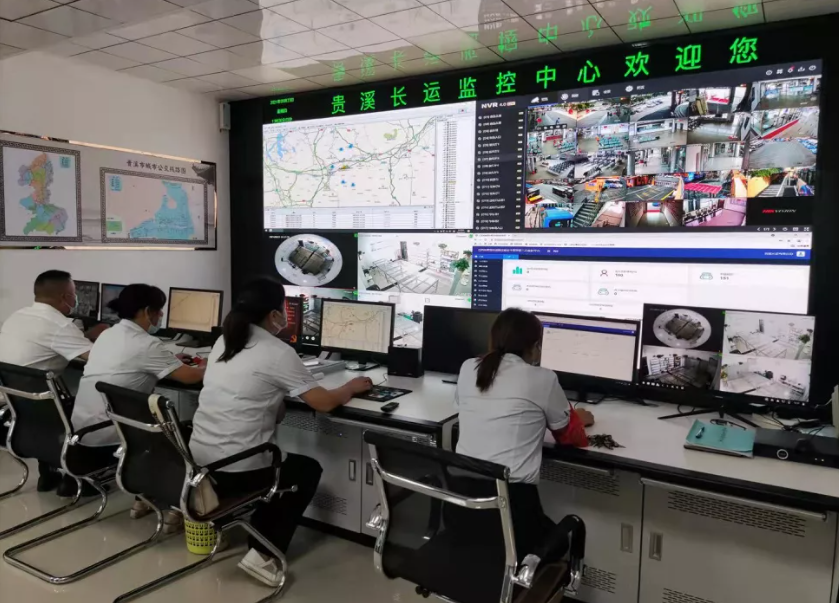 鷹潭長(zhǎng)運(yùn)：貴溪公司監(jiān)控中心、候車(chē)大廳全彩LED顯示屏正式投入使用