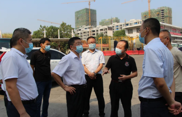 省安委會(huì)督導(dǎo)組指導(dǎo)九江汽車站安全、疫情防控工作