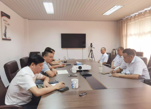 上饒汽運召開公交自助售票服務(wù)推進會