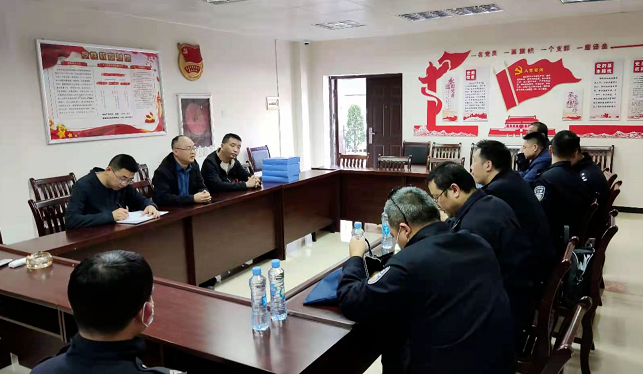 長運(yùn)出租  西湖區(qū)專委會督導(dǎo)長運(yùn)出租“兩會”期間安全維穩(wěn)工作