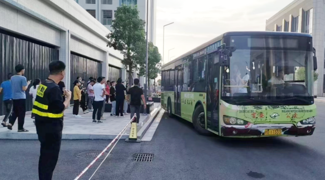 吉安長運(yùn)、公交:通勤包車 轉(zhuǎn)型升級新亮點(diǎn)