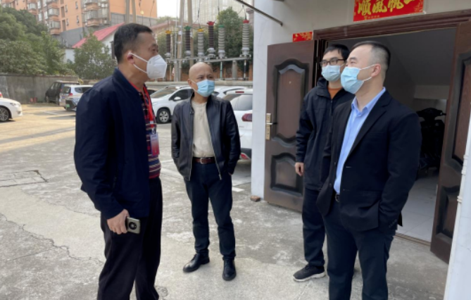 劉磊蒞臨長(zhǎng)運(yùn)出租、長(zhǎng)運(yùn)物業(yè)督導(dǎo)疫情防控工作