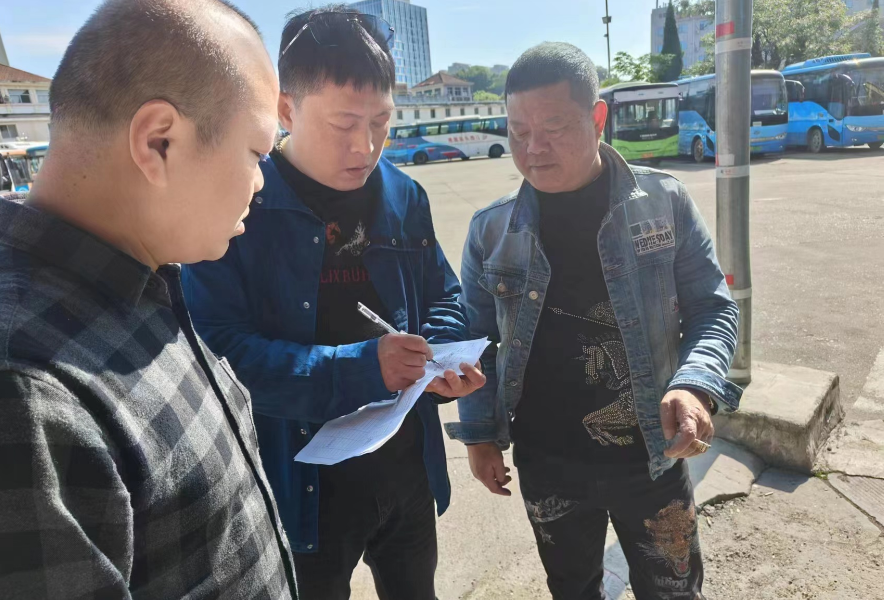 景德鎮(zhèn)長運(yùn)  昌江公交公司組織開展節(jié)前機(jī)務(wù)、安全隱患專項排查活動周