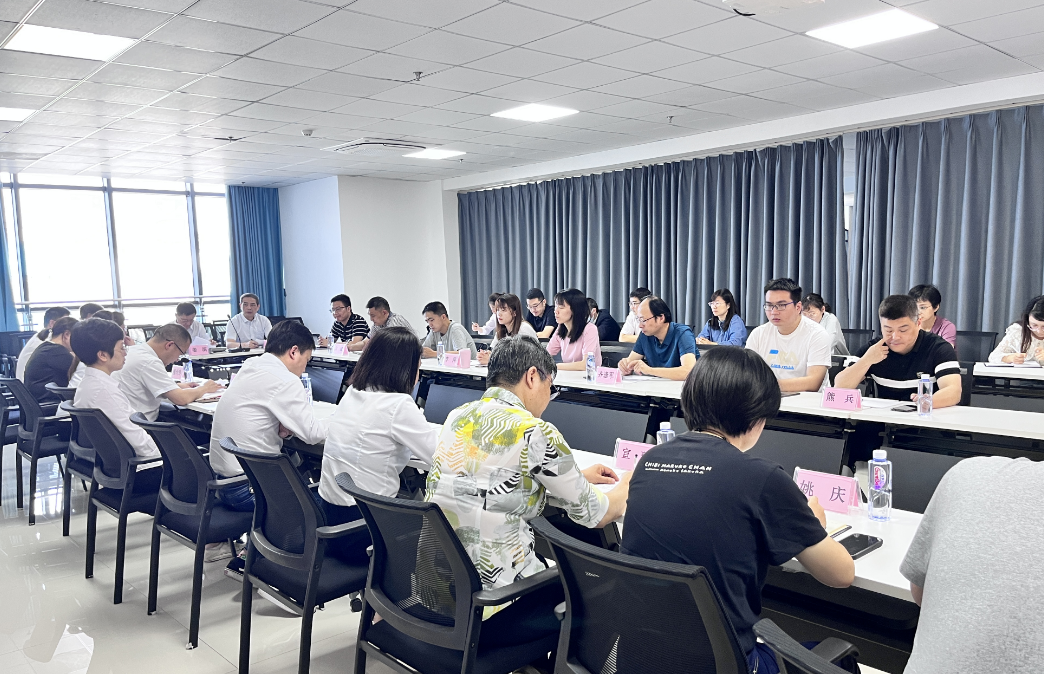 馬鞍山長(zhǎng)客:江西長(zhǎng)運(yùn)黨委廉政巡察組召開巡察馬鞍山長(zhǎng)客落實(shí)全面從嚴(yán)治黨“兩個(gè)責(zé)任”座談會(huì)