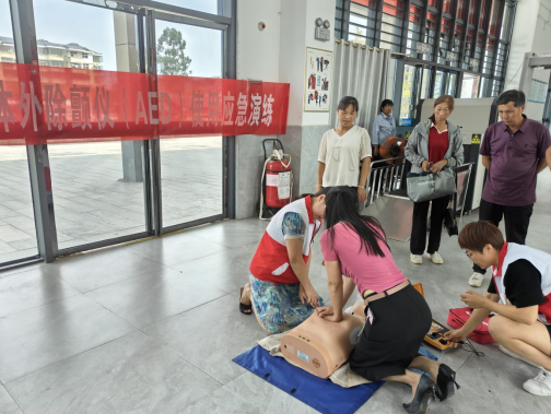撫州長(zhǎng)運(yùn) 崇仁分公司開(kāi)展體外除顫儀（AED）使用培訓(xùn)