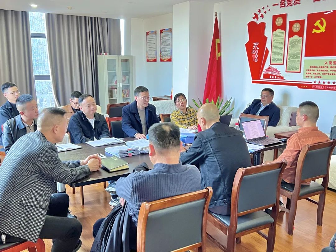 鄱陽長運(yùn) 順利通過質(zhì)量、道路交通安全管理體系年度監(jiān)督審核