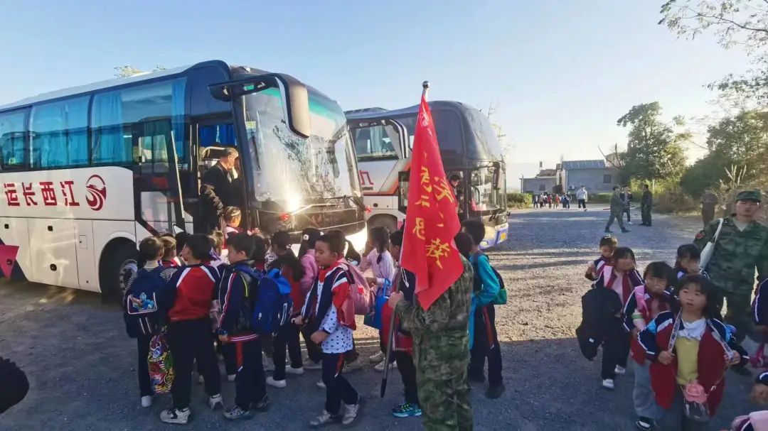 九江長運：護航白槎小學(xué)研學(xué)花千谷