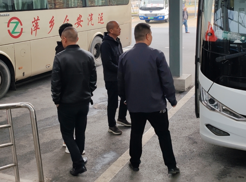 萍鄉(xiāng)長運(yùn) 深入基層 檢查安全生產(chǎn)、服務(wù)質(zhì)量工作