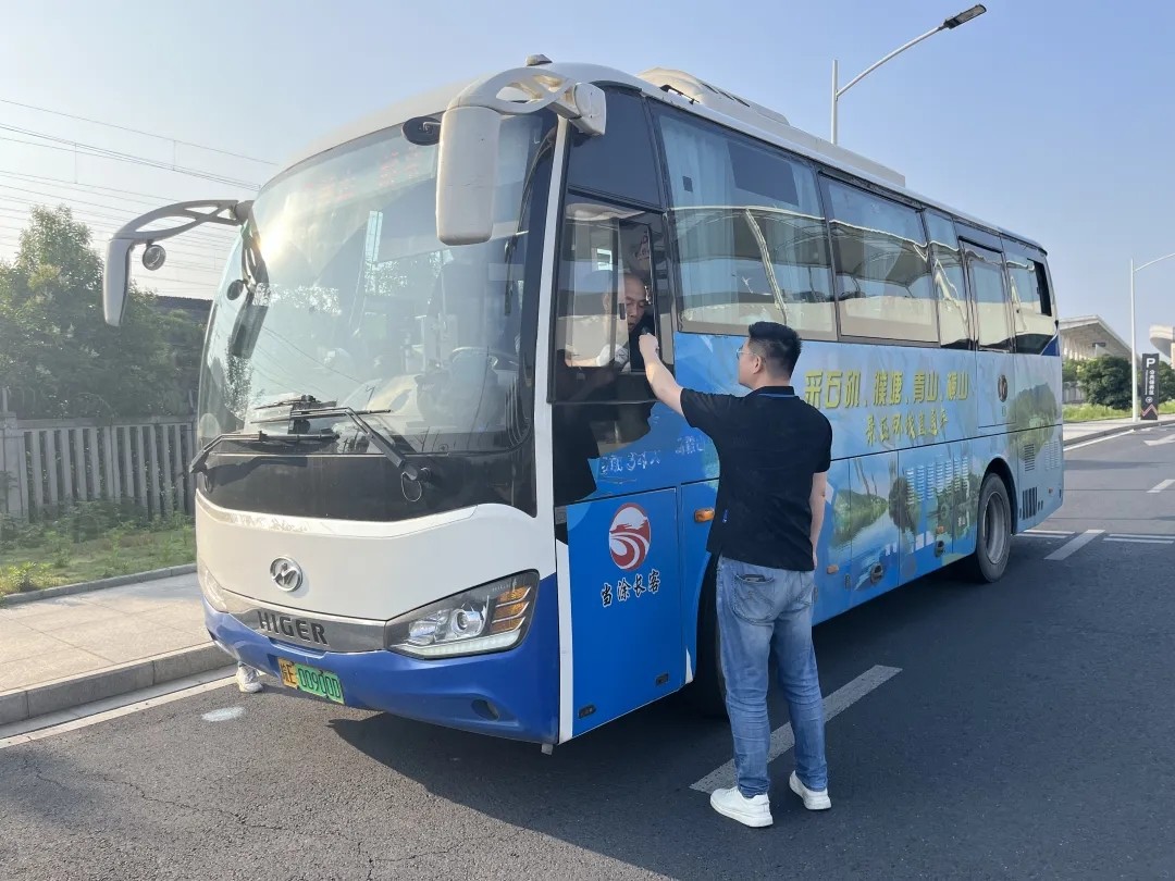 馬鞍山長(zhǎng)客:開(kāi)展“端午”假日上路安全檢查活動(dòng)