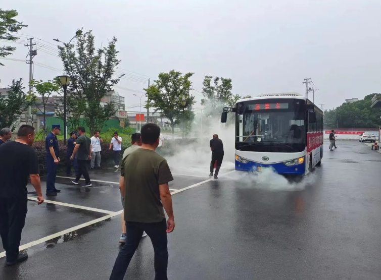 馬鞍山長(zhǎng)客:含山長(zhǎng)運(yùn)組織開(kāi)展消防應(yīng)急演練活動(dòng)