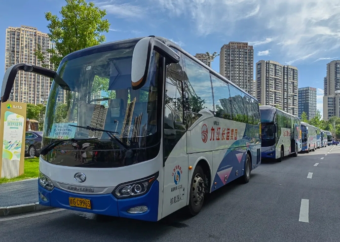 九江長(zhǎng)運(yùn):圓滿完成省青少年田徑錦標(biāo)賽運(yùn)輸保障任務(wù)