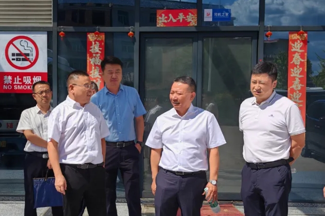 李偉一行調(diào)研上饒汽運、婺源公交