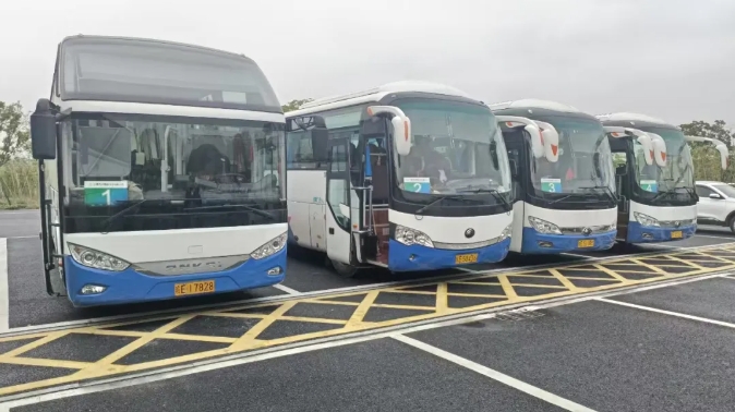 馬鞍山長客:含山長運(yùn)圓滿護(hù)航銅閘學(xué)校學(xué)生安全出行