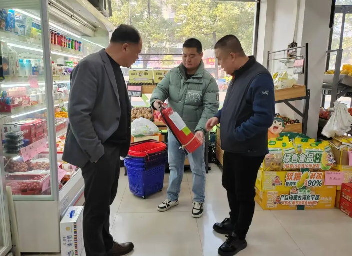 萍鄉(xiāng)長運(yùn):強(qiáng)化“今冬明春”安全生產(chǎn)檢查 確保節(jié)日運(yùn)輸安全