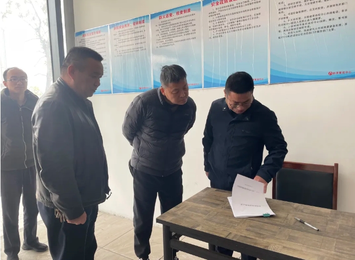 九江長運(yùn)：市安防救委辦第一督導(dǎo)組在彭澤公司開展檢查