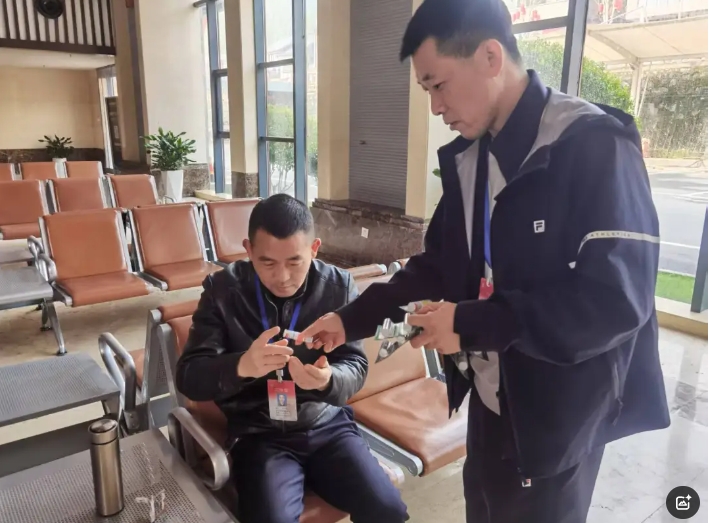 吉安長運(yùn):羊獅慕公司暖心舉措 筑牢景區(qū)交通安全防線