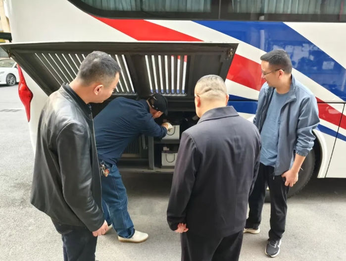 ?都市城際公交:開(kāi)展安全生產(chǎn)重大風(fēng)險(xiǎn)隱患自查